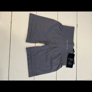 Nvgtn pro shorts size large